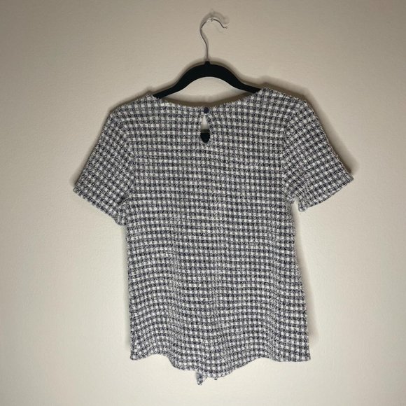 Vintage 90's B&W Cozy Tie Front SS Tee, Size M - Picture 3 of 4